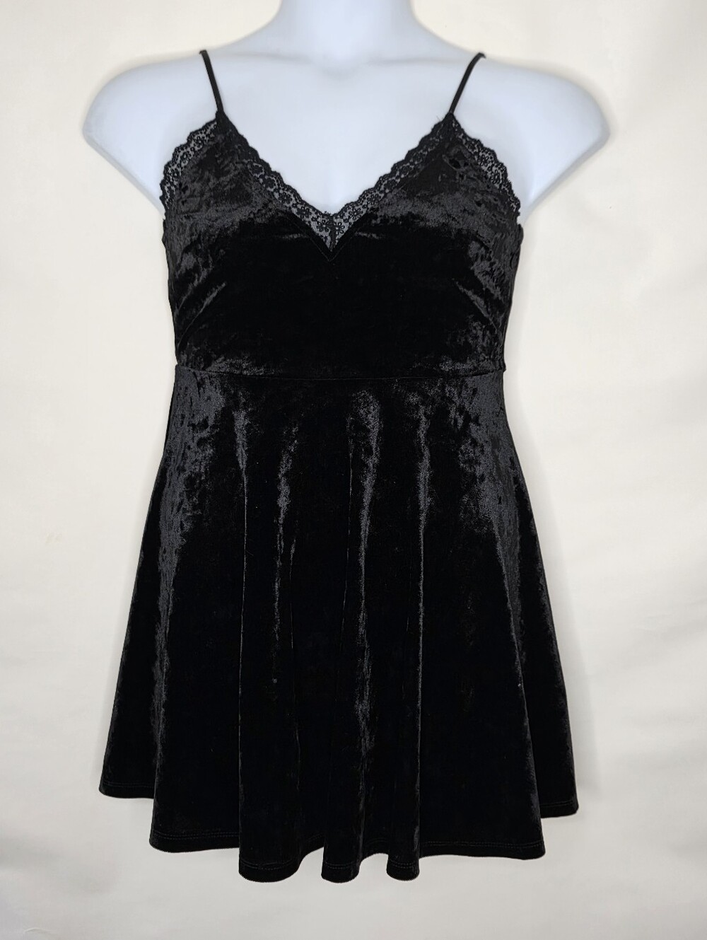 Velour Velvety Lace Trim Mini‎ Dress Babydoll M Black Whimsigoth Y2K Inspired